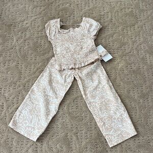NWT Lucky Penny Cream and Tan Print Set Size 6 w/matching scrunchie